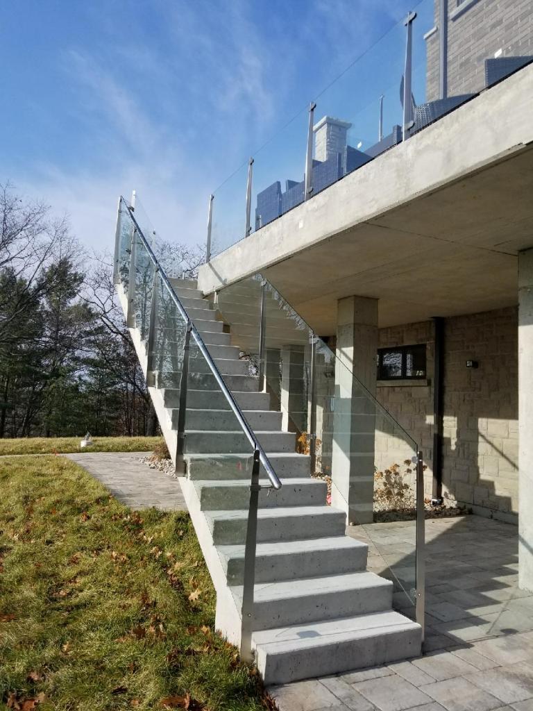 Modern Seamless Glass Railing - Specialized Stair & Rail